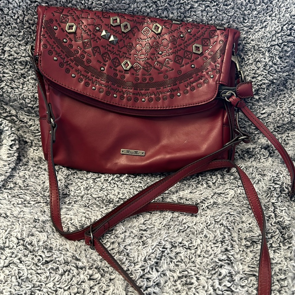 Miss me cross body purse